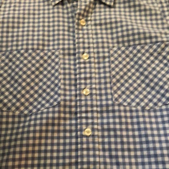 Carhartt- blue and white plaid button down short sleeve- small - Picture 4 of 8